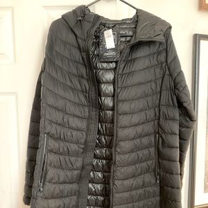 Gap, brand new puffer jacket